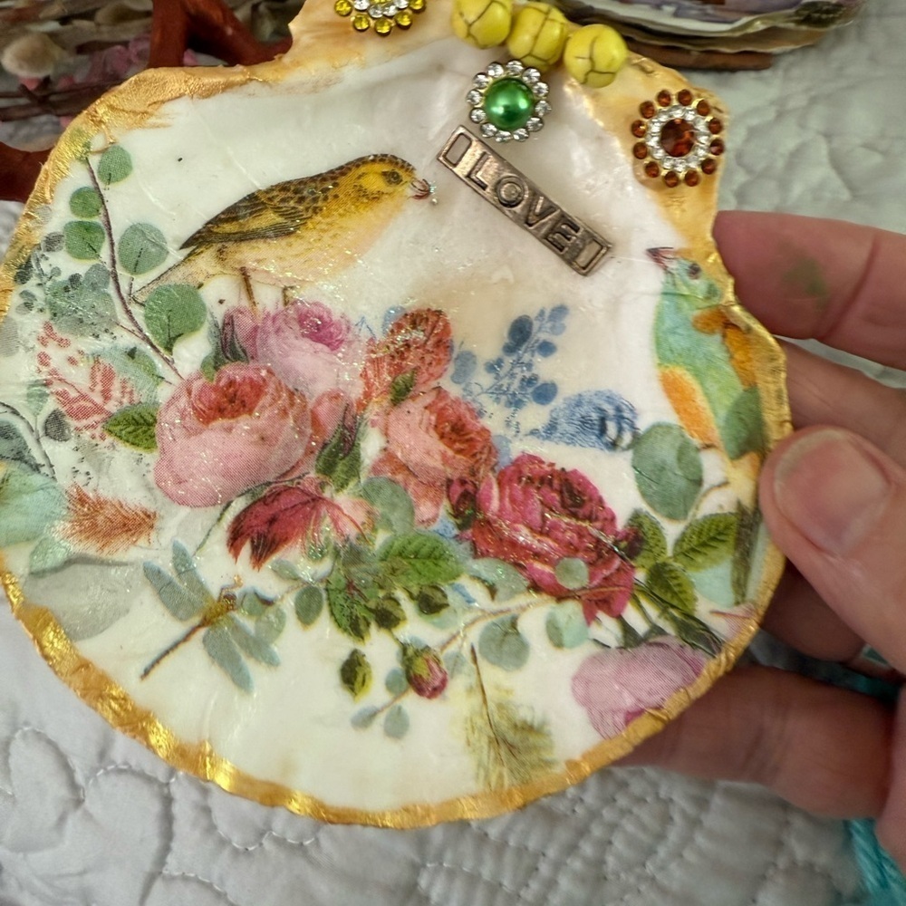 Vintage Roses Bird Decoupaged Shell Trinket Dish